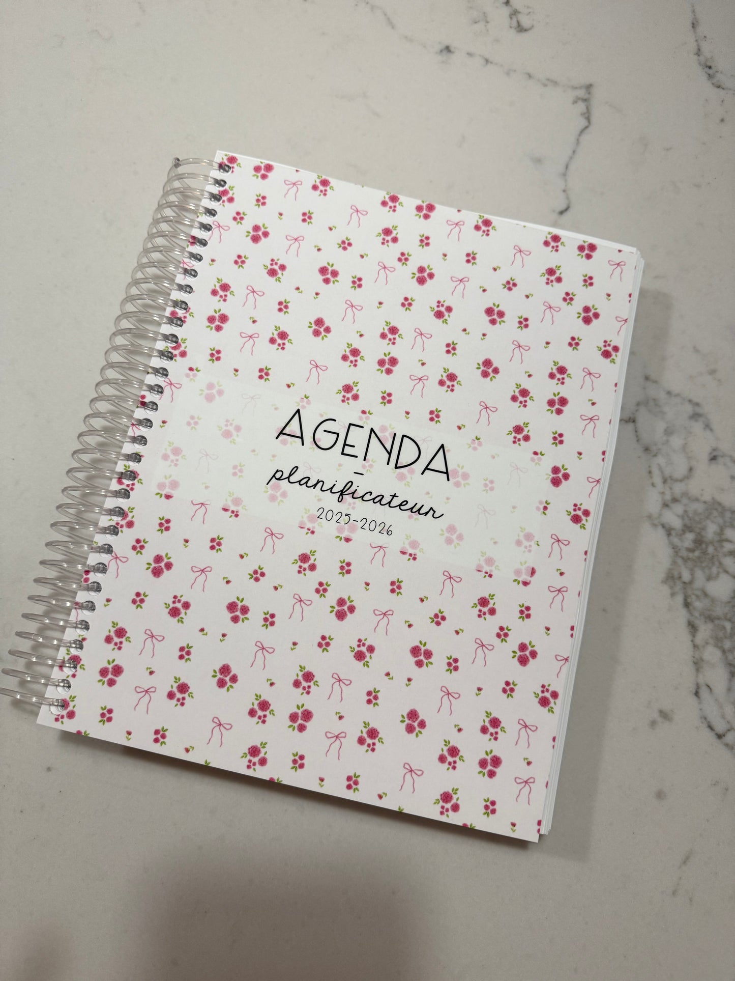 AGENDA | PLANIFICATEUR | 2025-2026 | Bouquets de roses et boucles