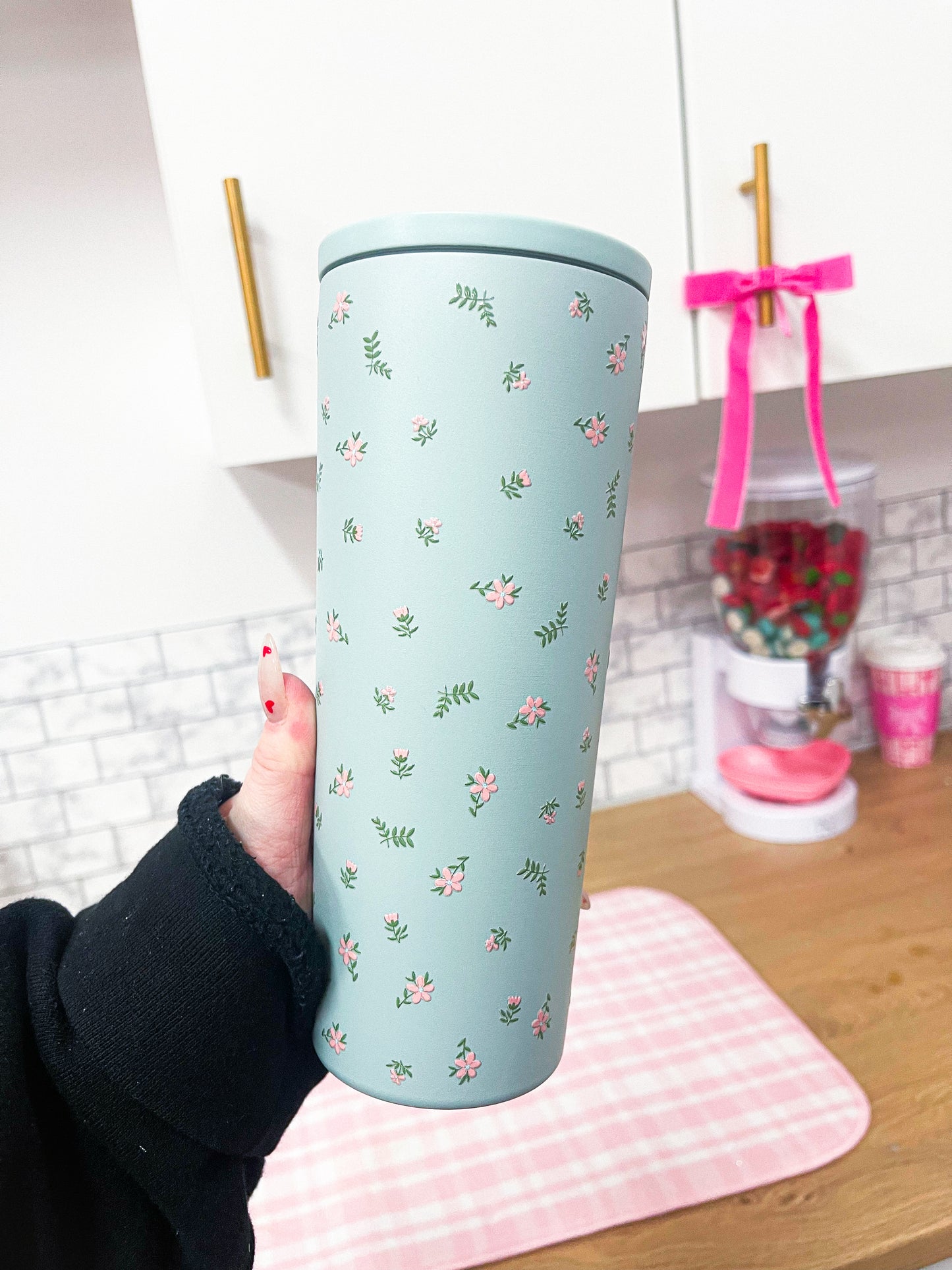 24 oz Insulated Bottle White | Buckles | Lid & Straw Included