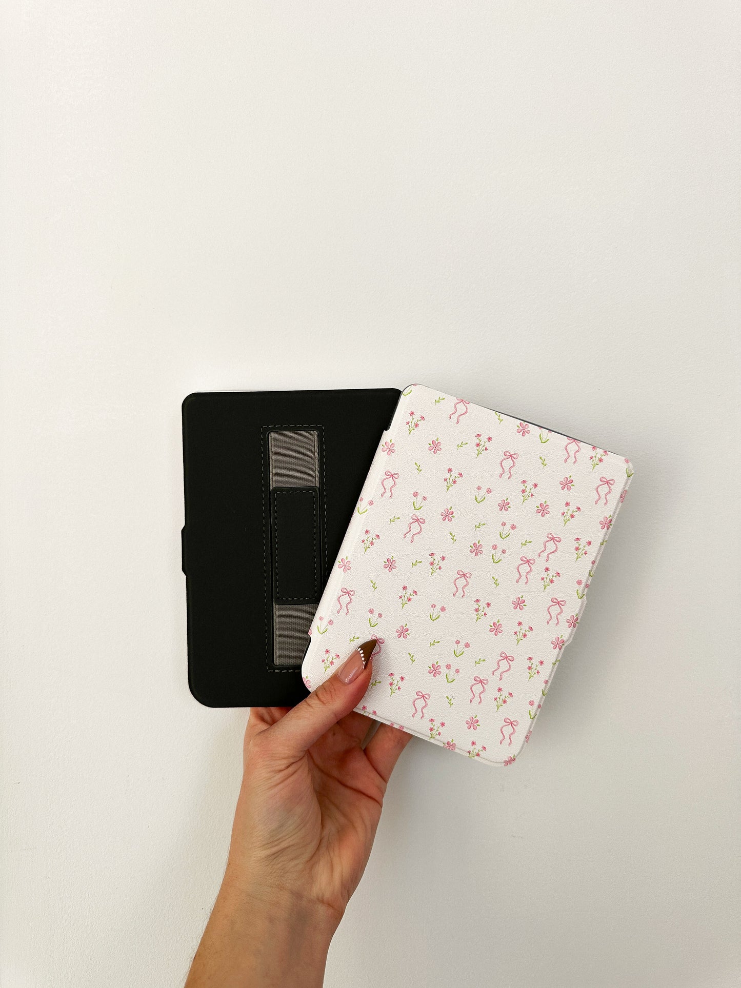 Étuis à liseuse Kobo | Clara ou Libra Color | Bouquets de fleurs et boucles