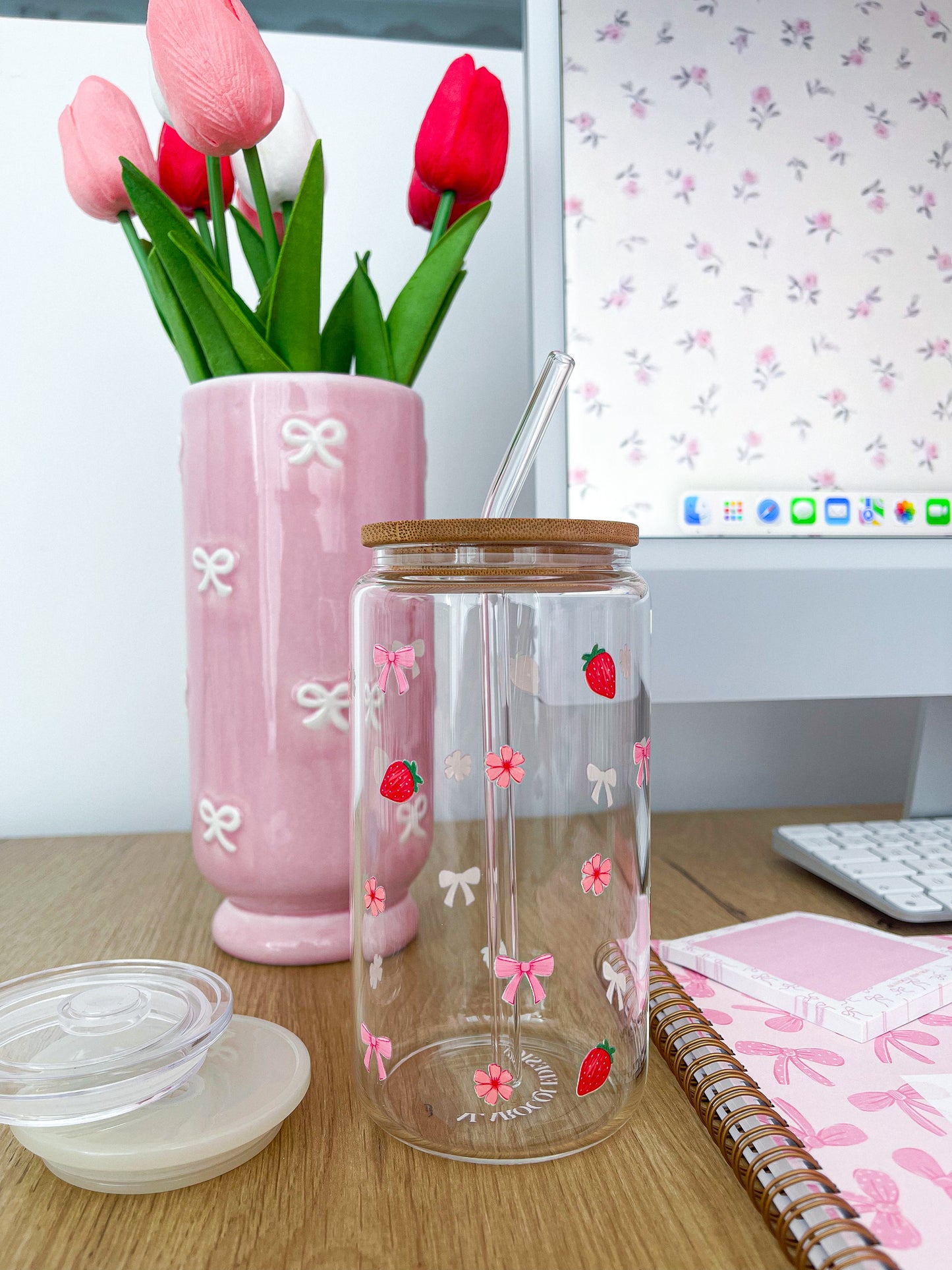 Verre 16 oz | Fraises et boucles