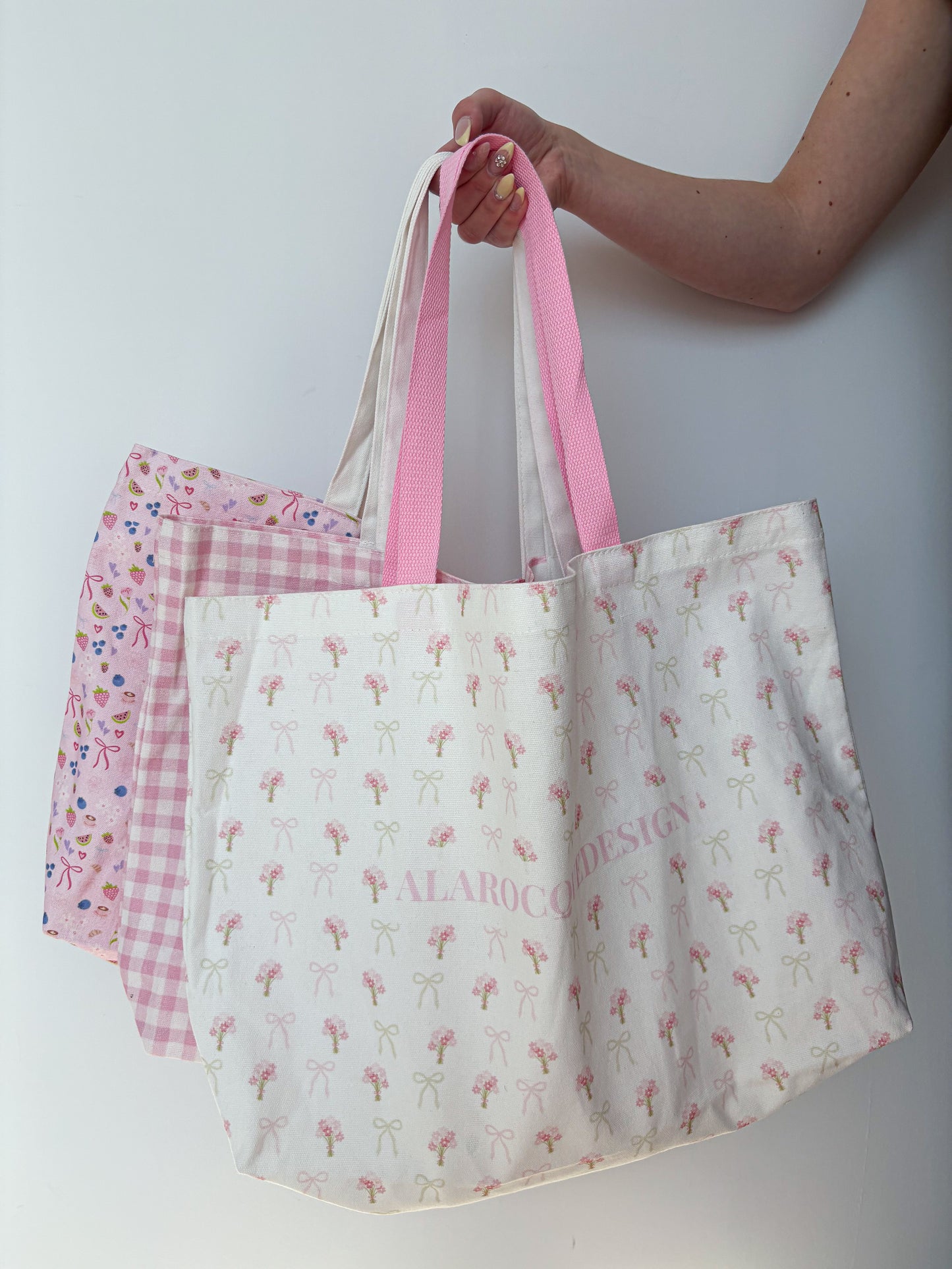Floral tote bag
