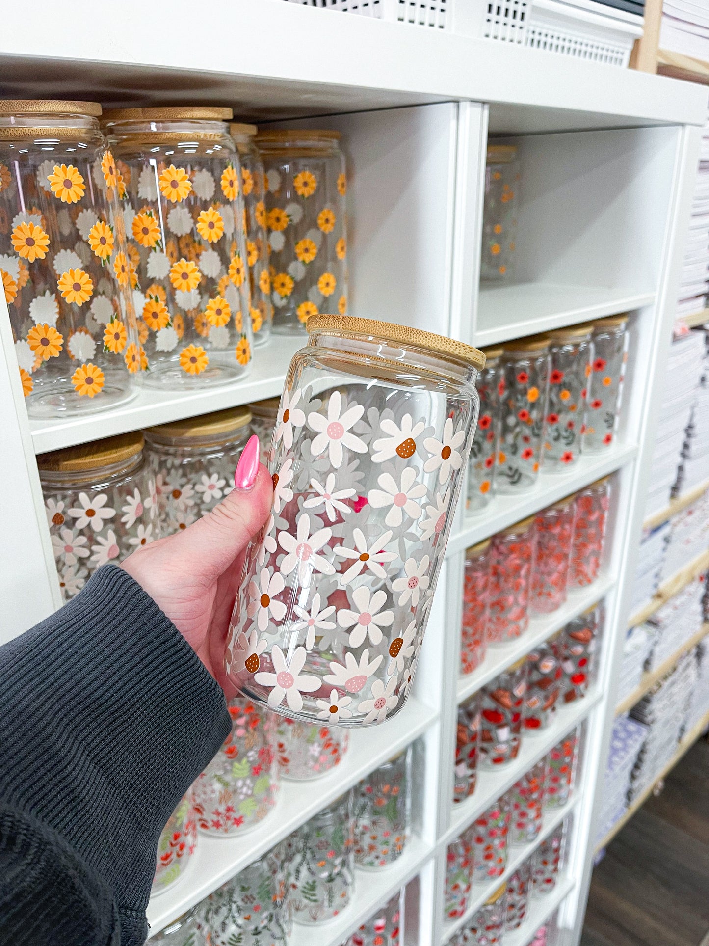 Verre 16 oz | Automne | Fleurs beiges et brunes