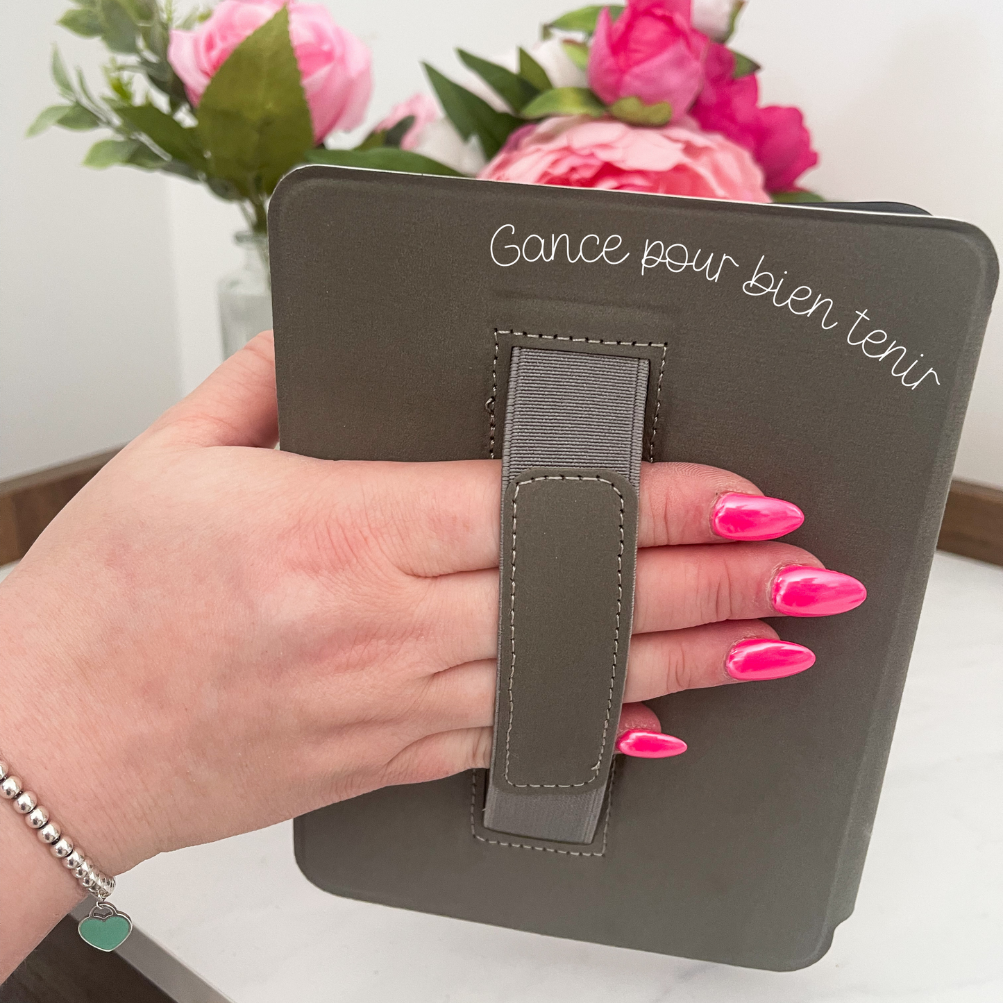 7" e-reader case | Bouquets of roses and bows