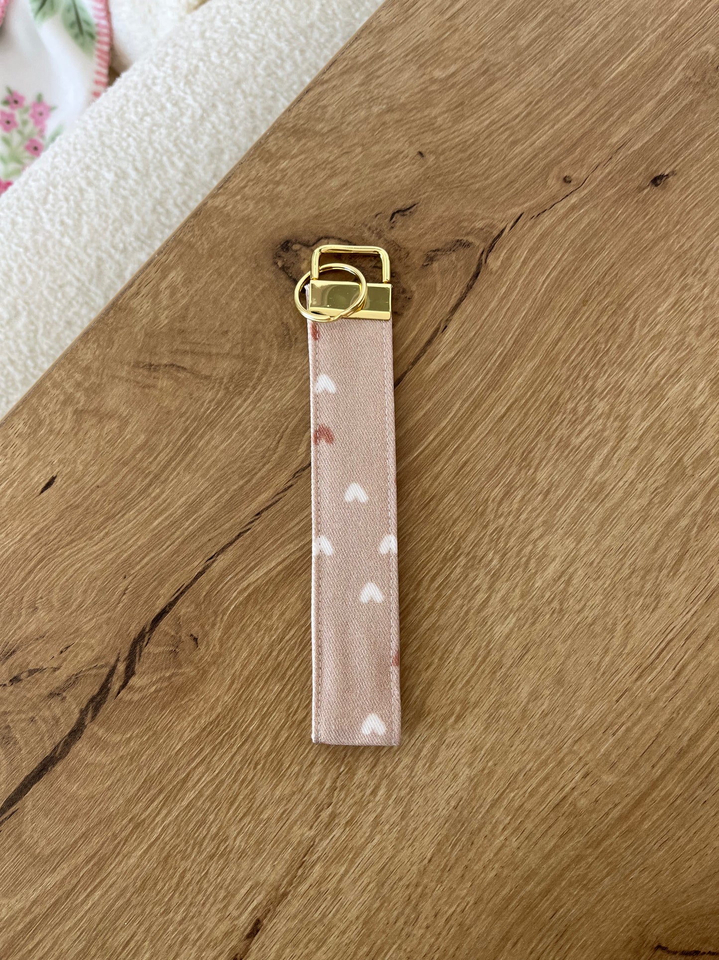 Porte-clés | Bracelet | Beige et cœurs