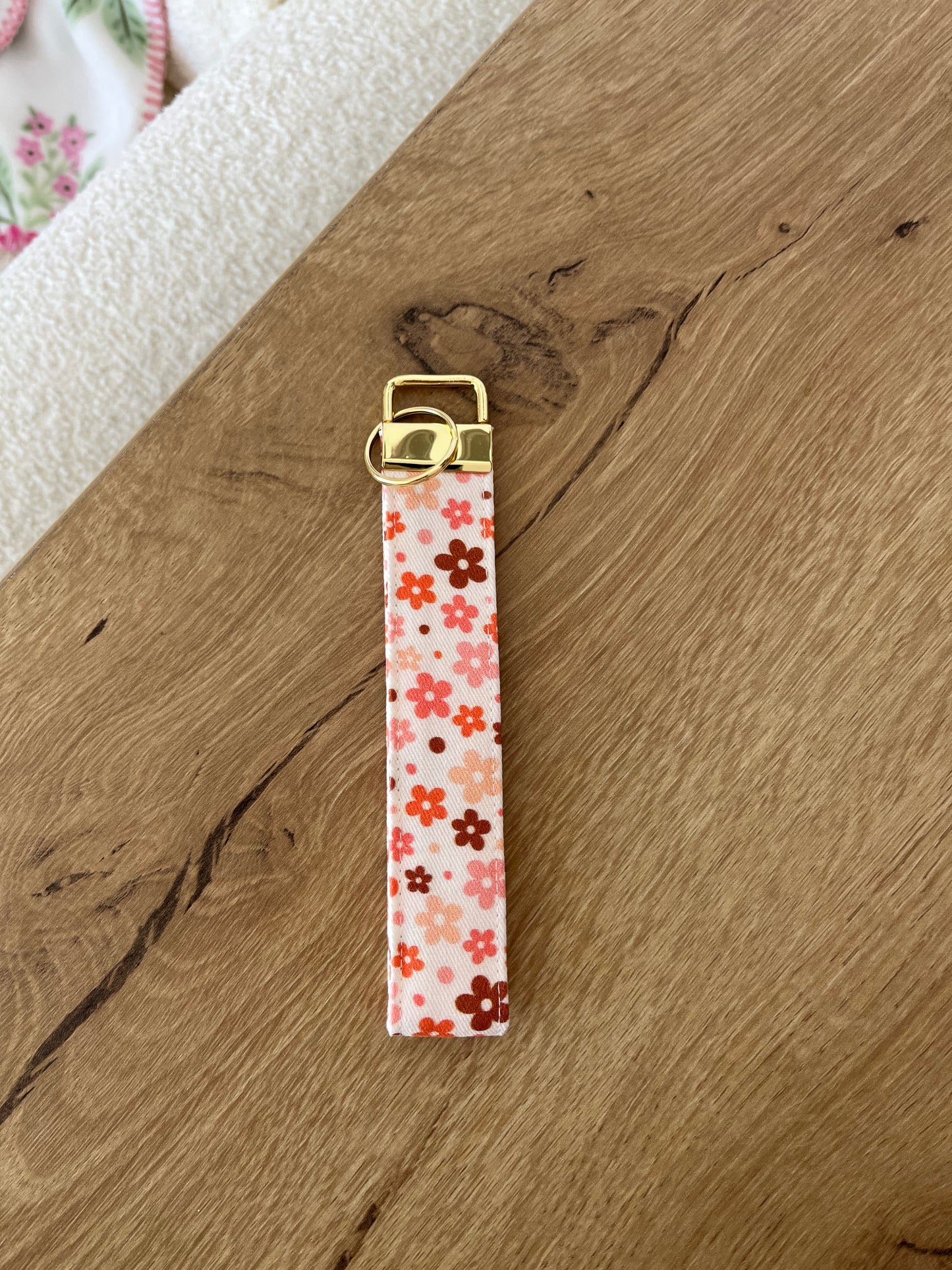 Keychain | Bracelet | Pink, orange and brown flowers