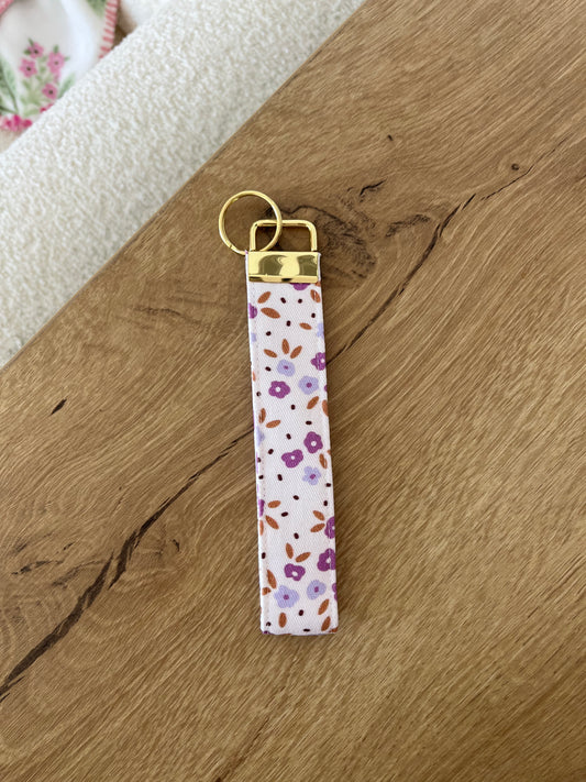 Keychain | Bracelet | Mixed purple flowers