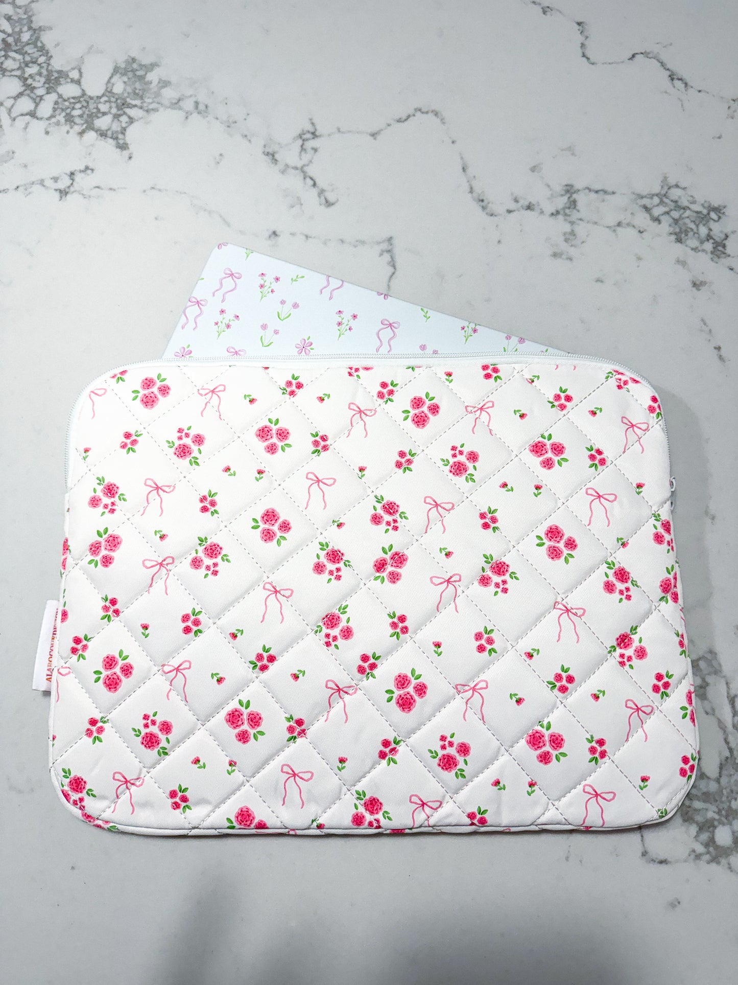 Étui à ordinateur et Ipad | 13 à 15'' | Bouquet de roses et boucles