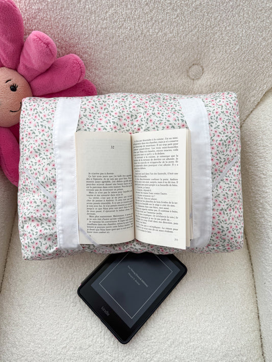 Coussin de lecture | Fleurs vintages roses et feuilles