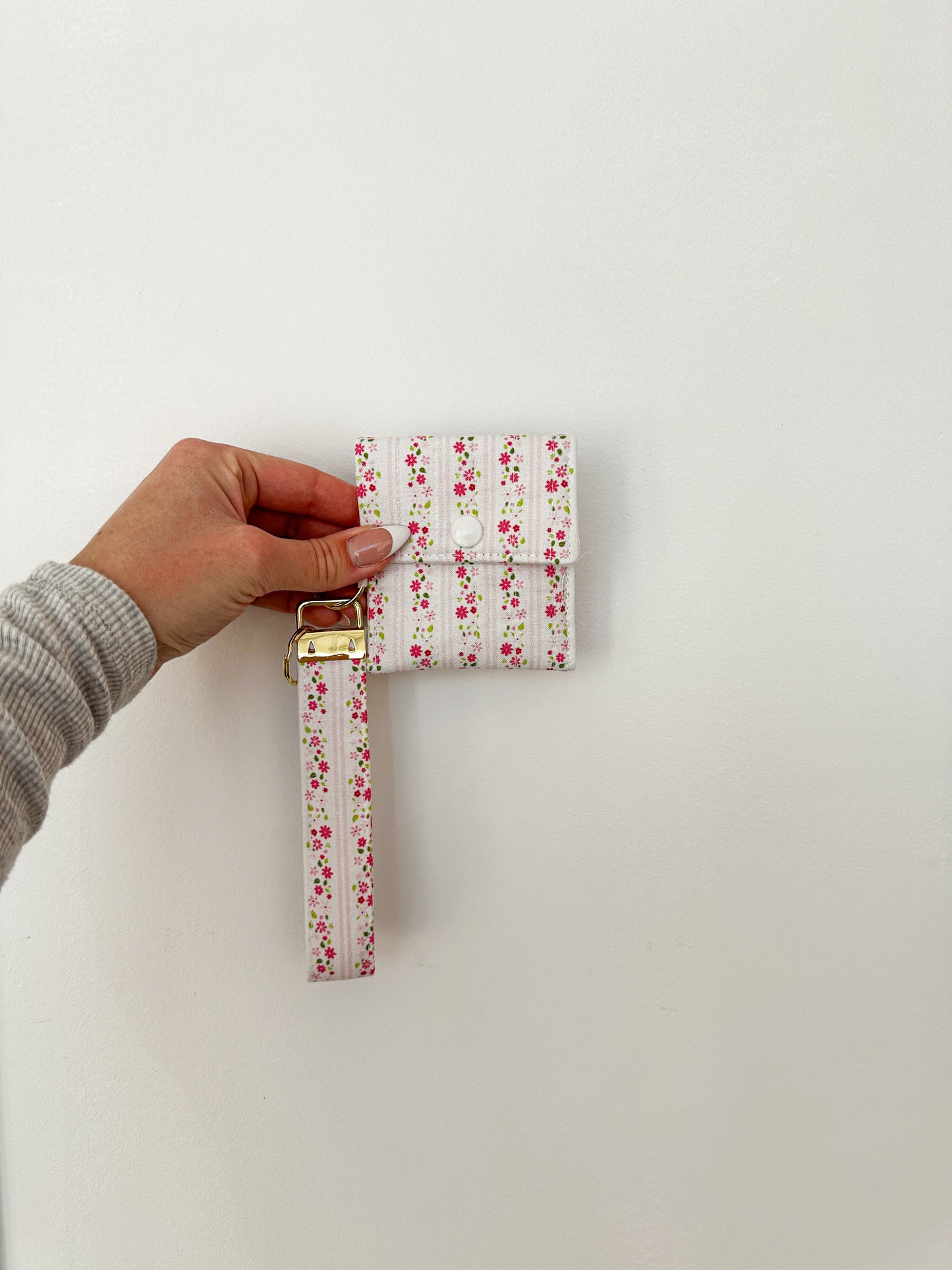 Porte-clés et porte-monnaie | Lignes roses et fleurs