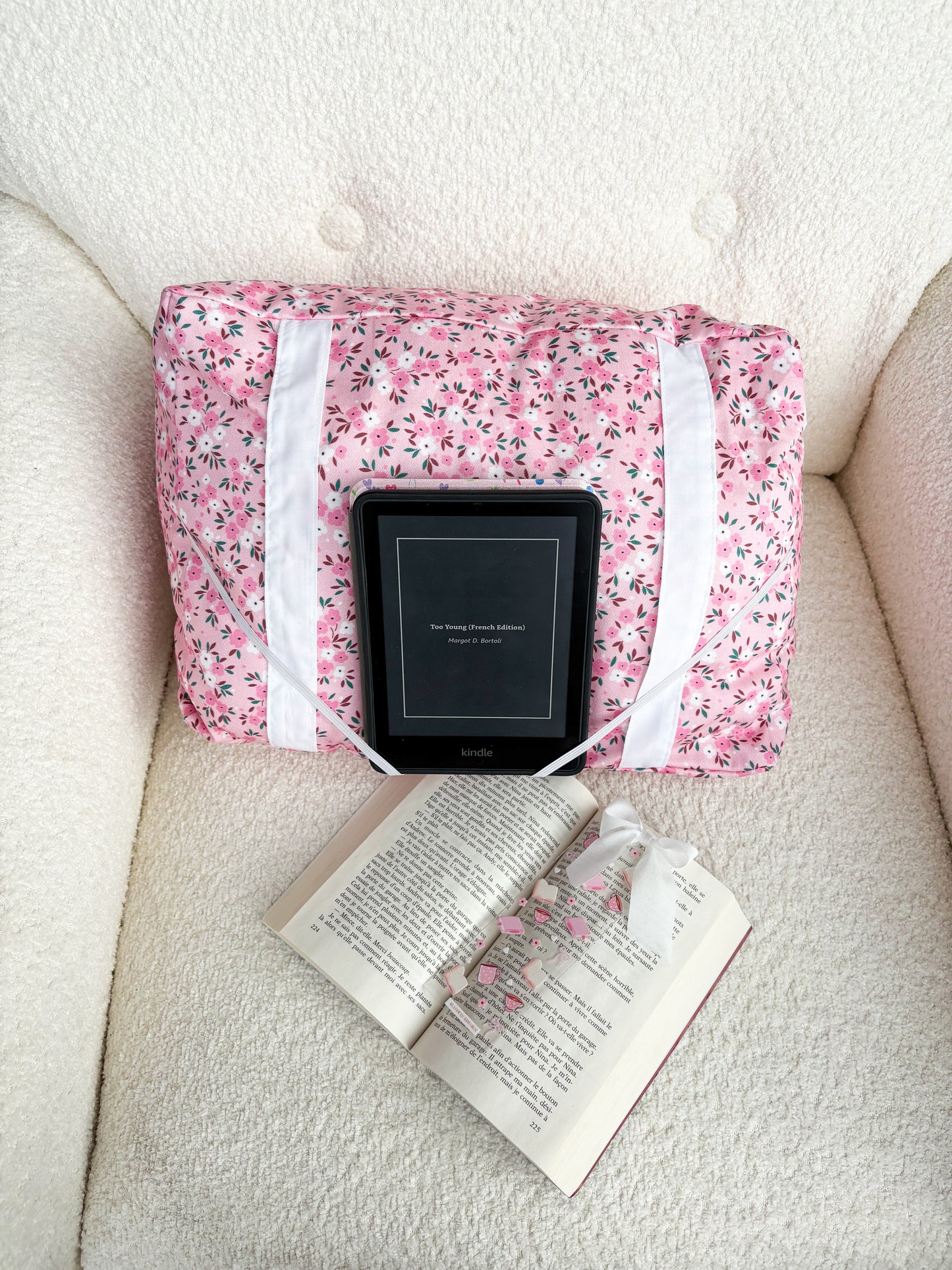Coussin de lecture | Rose,  fleurs blanches et roses