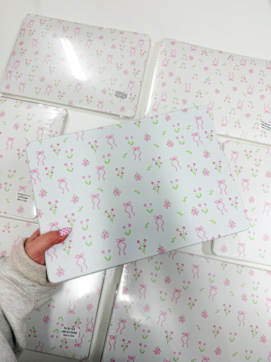 Étui à Macbook | Air ou Pro | Bouquets de fleurs et boucles