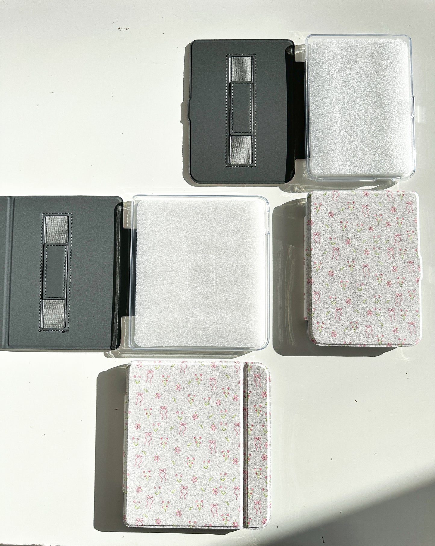 Étuis à liseuse Kobo | Clara ou Libra Color | Bouquets de fleurs et boucles