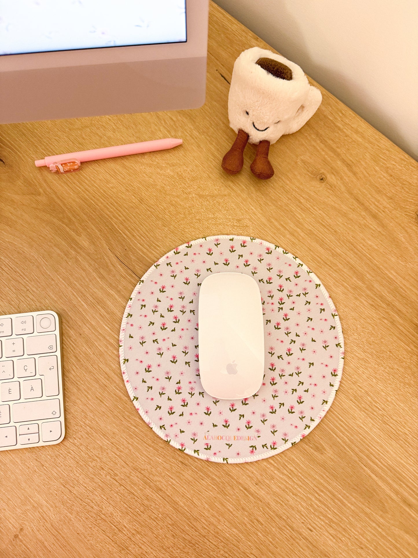 Tapis de souris | Fleurs multiples roses
