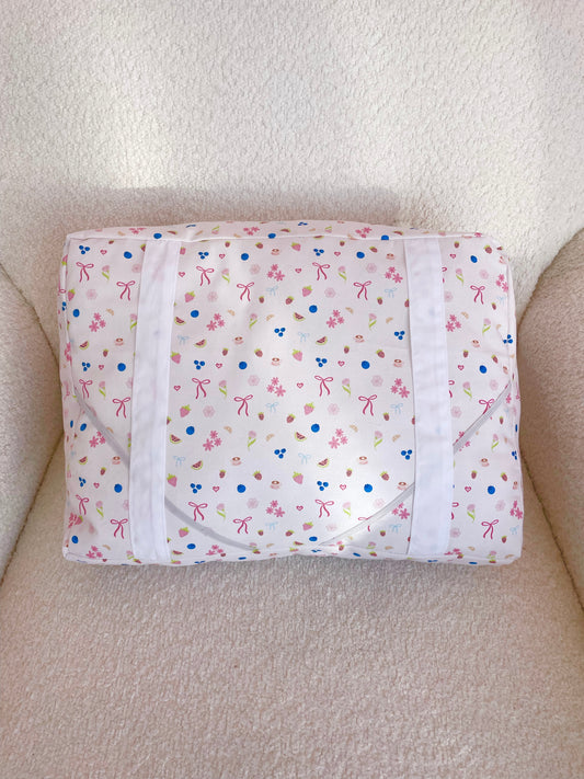 Reading pillow | Pale pink and blue flowers