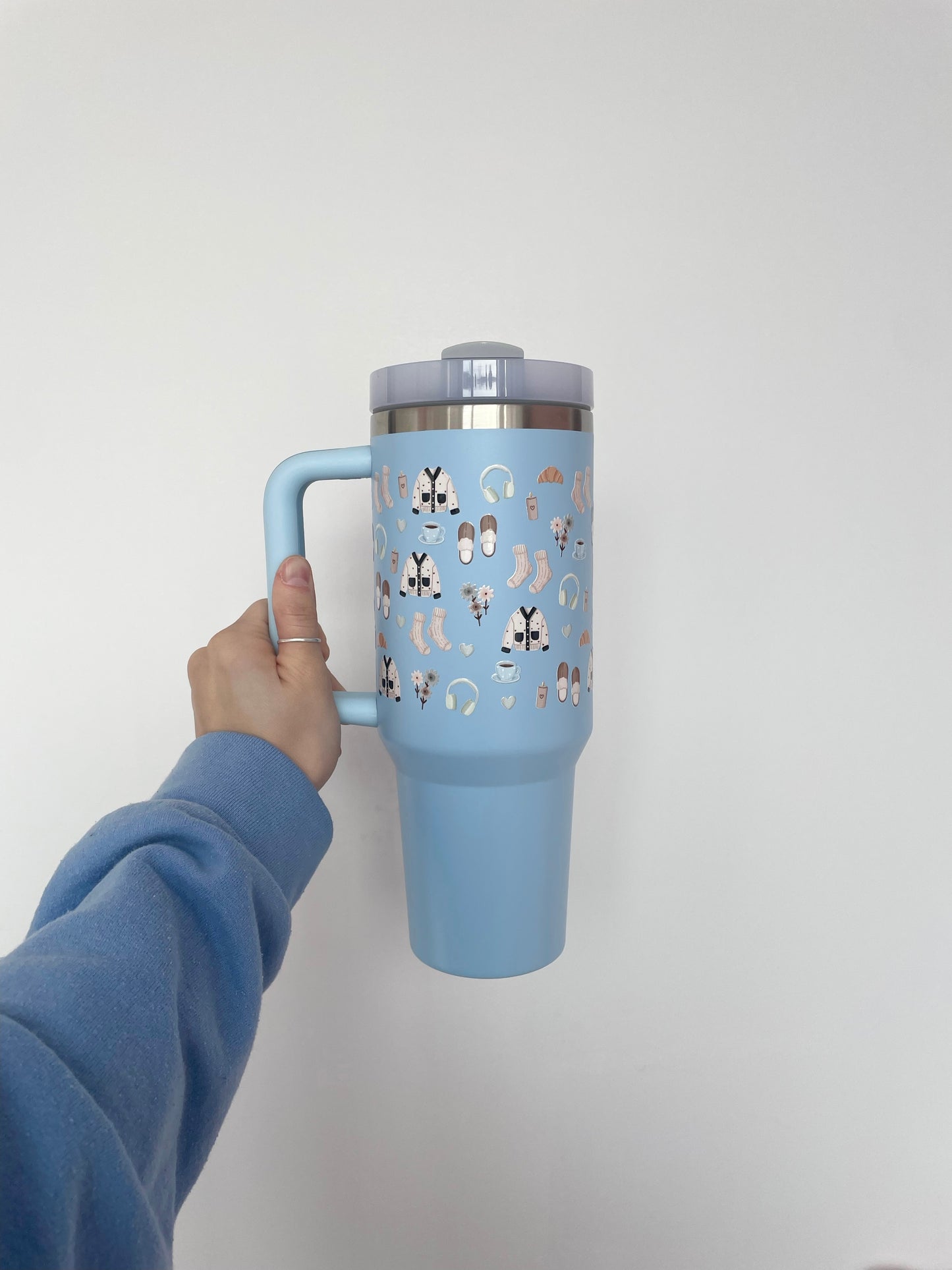 40 oz Tumbler | White | Gingerbread and Lines