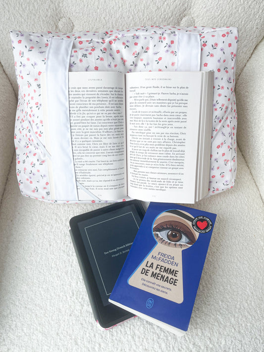 Coussin de lecture | Beige | Mini fleurs rouges et mauves