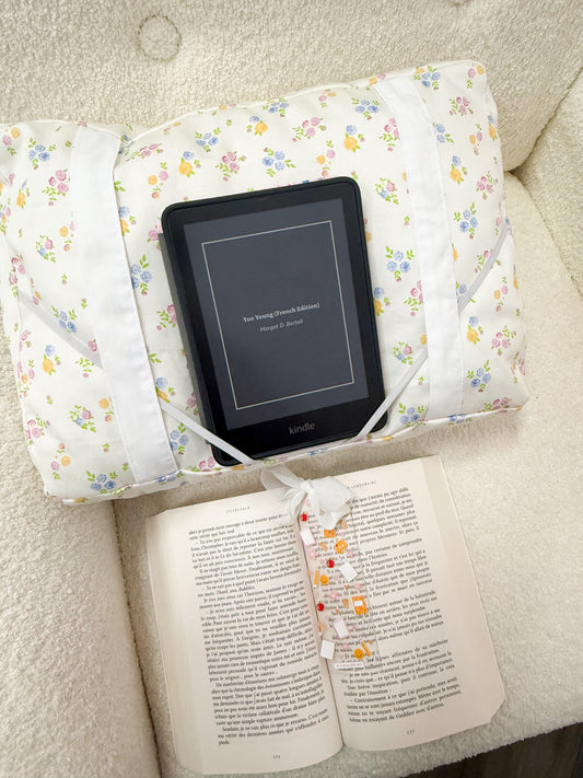 Coussin de lecture | Fleurs jaunes, bleues et roses