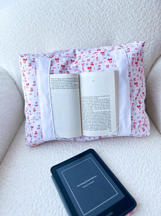 Coussin de lecture | Cowgirl et cerises