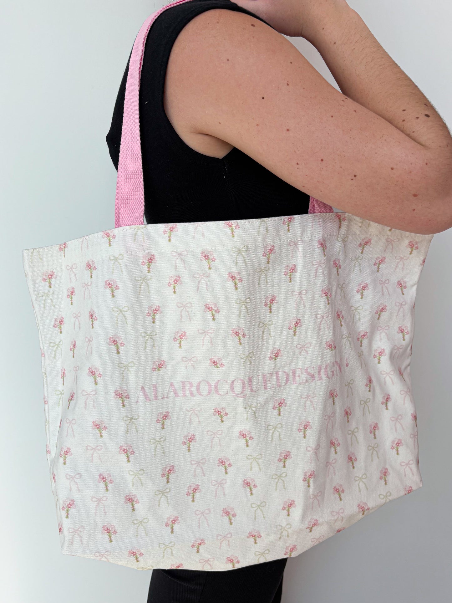Floral tote bag