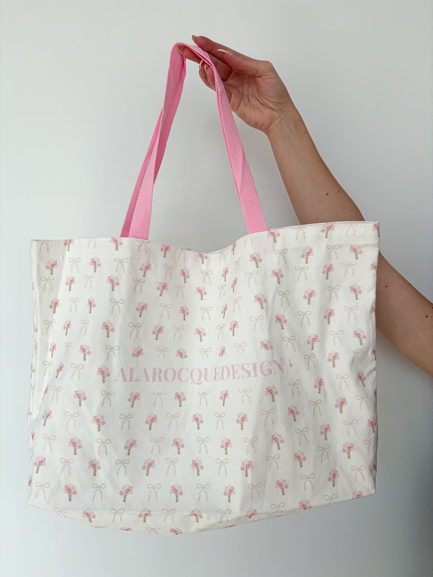Floral tote bag
