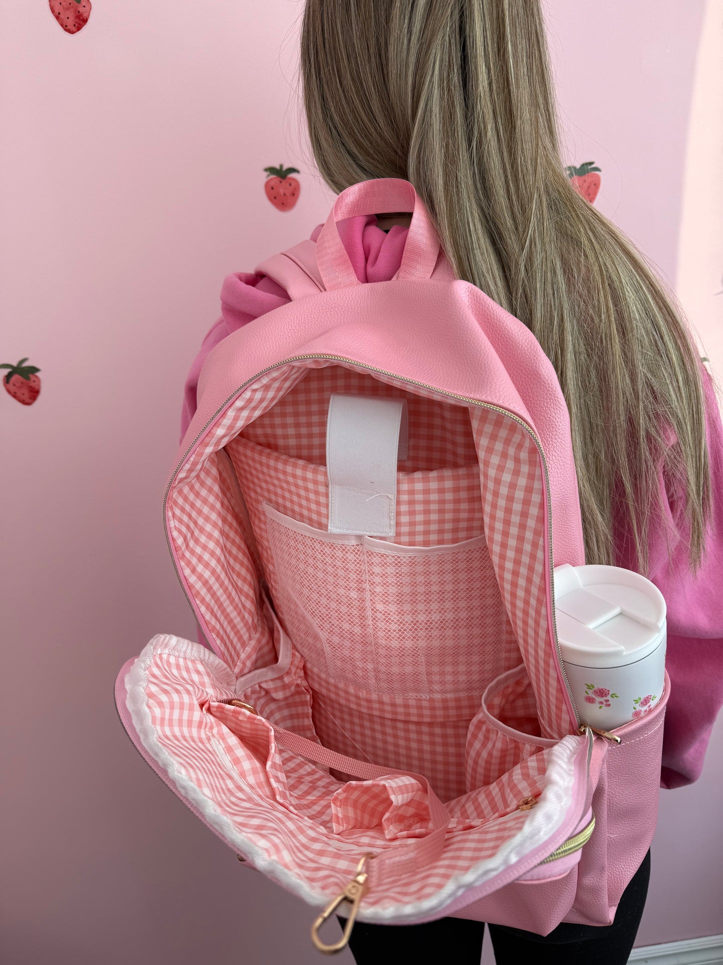 Bag | Raspberry red and white checkered pattern
