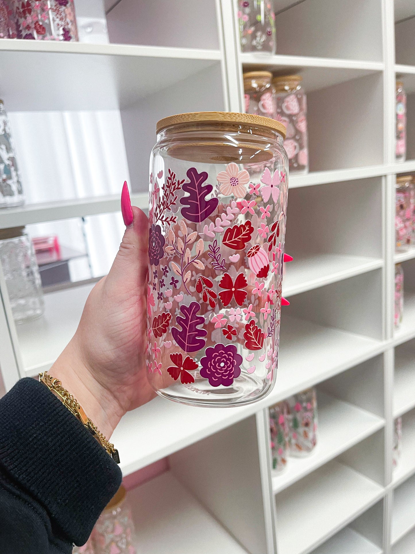 16 oz Glass | Christmas | Purple, Burgundy, and Pink Flowers